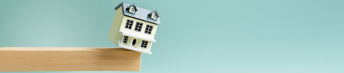 Understanding the 2025 mortgage rate dip, banner, May 2025 blog, TCU,